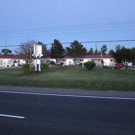 פיטרבורו Blue Jay Motel מראה חיצוני תמונה